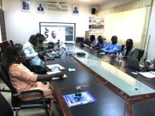 PHASAO : le Coordonnateur sectoriel Sahel central de la Banque mondiale prend le pouls de l’exécution (Ouagadougou, le 15 décembre 2023) -Le Coordonnateur sectoriel Sahel central chargé des questions de Pauvreté, Gouvernance et Macroéconomie de la Banque Mondiale Fulbert TCHANA TCHANA a eu une séance de travail avec les équipes de l’INSD et de la direction générale de l’Economie et la planification (DGEP). Les échanges ont porté sur la mise en œuvre des activités du projet d’harmonisation et d’amélioration 